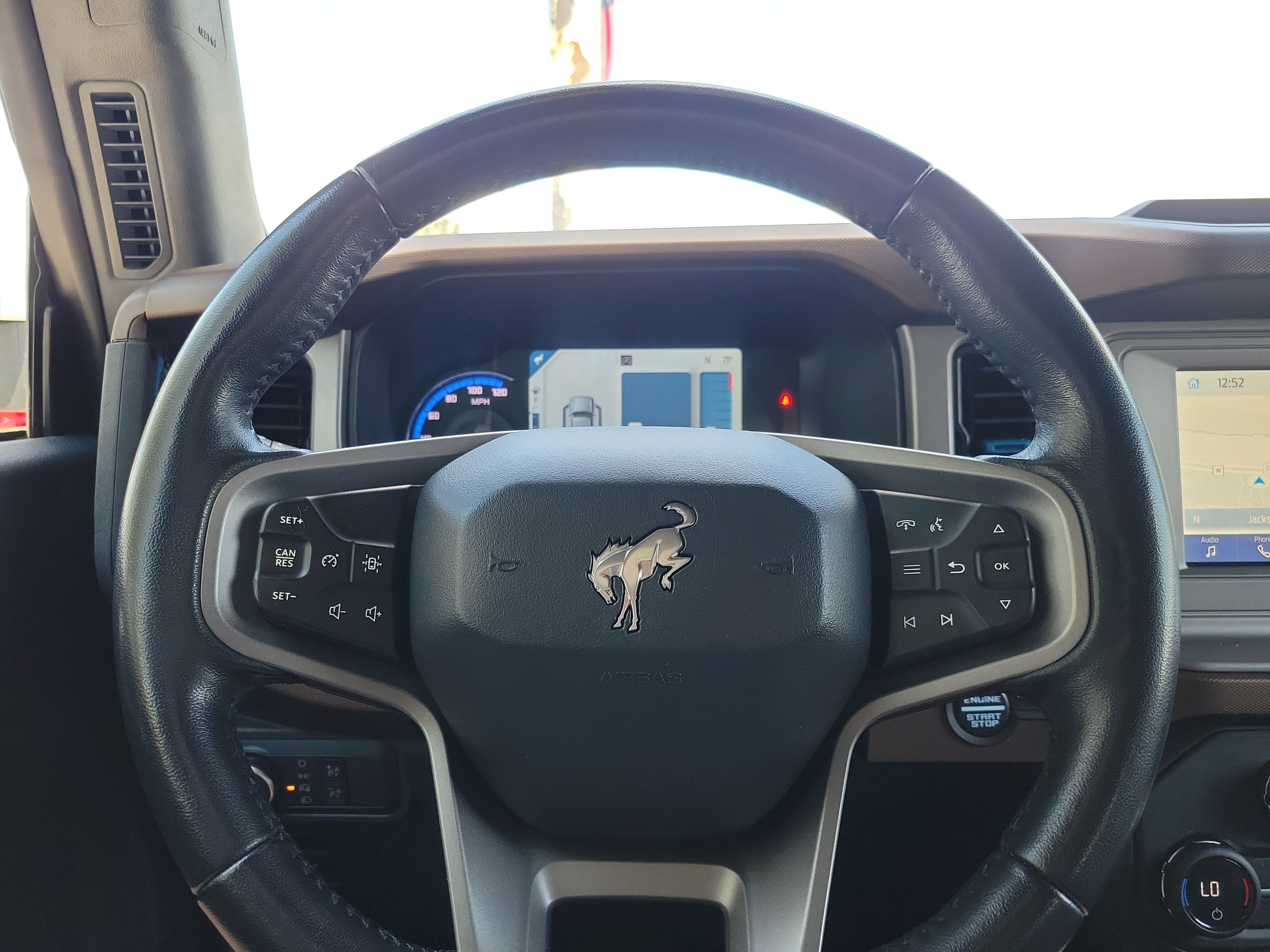 Used 2023 Ford Bronco Outer Banks AWD/4WD image 22