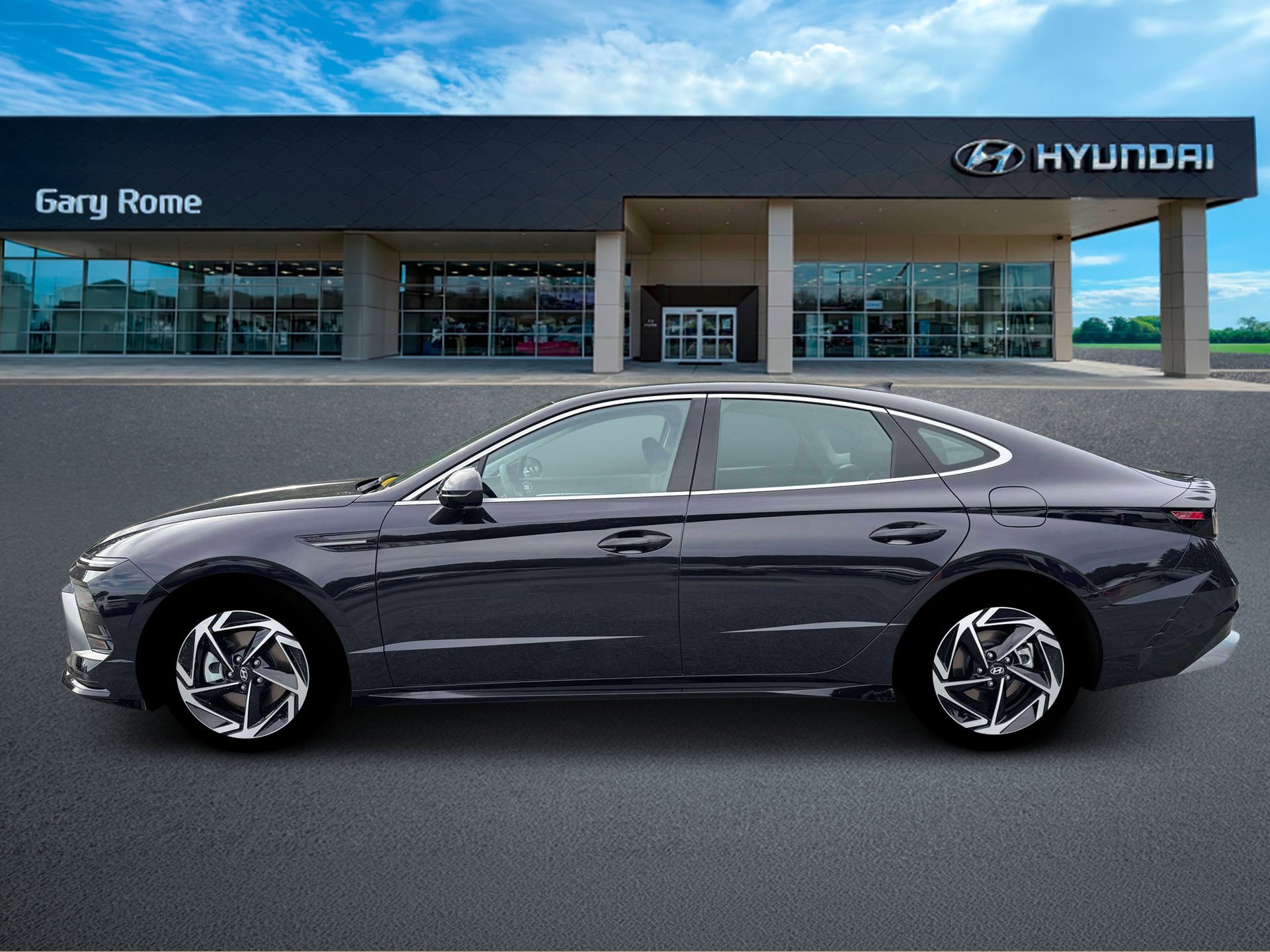 New 2026 Hyundai Sonata SEL FWD image 3