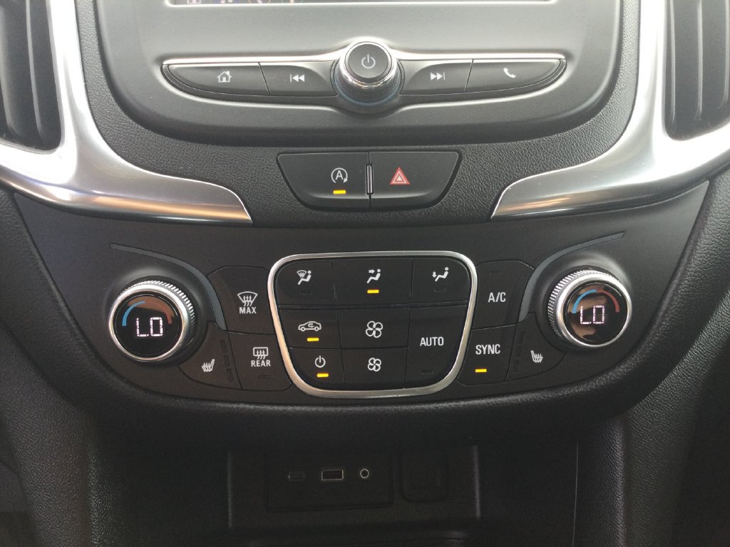 Used 2024 Chevrolet Equinox LT w/ LPO, Floor Liner Package FWD image 22