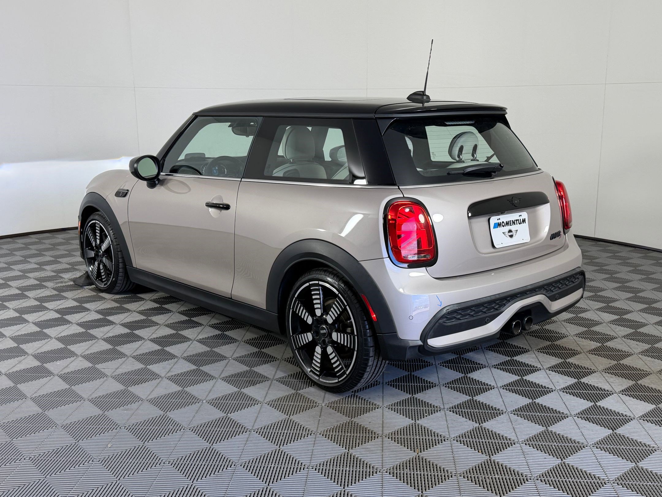 Certified 2023 MINI Cooper S image 3