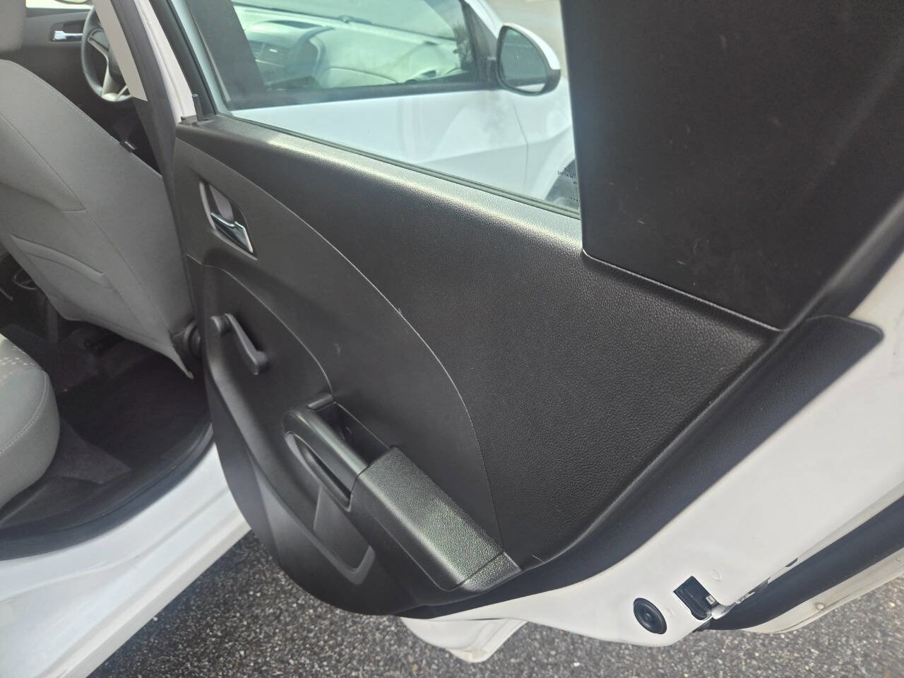 Used 2012 Chevrolet Sonic LS image 29