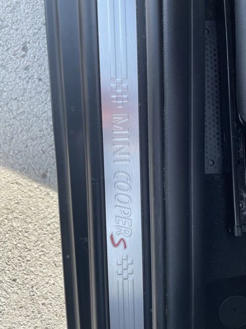 Certified 2023 MINI Cooper S w/ Signature Upholstery Package image 30