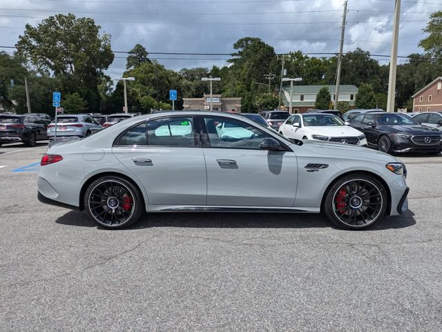 New 2026 Mercedes-Benz E 53 AMG e 4MATIC Sedan image 4