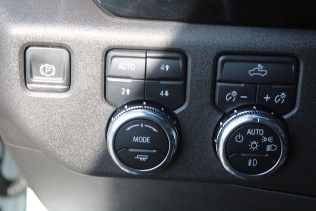 Used 2025 GMC Sierra 1500 Elevation w/ Preferred Package image 31