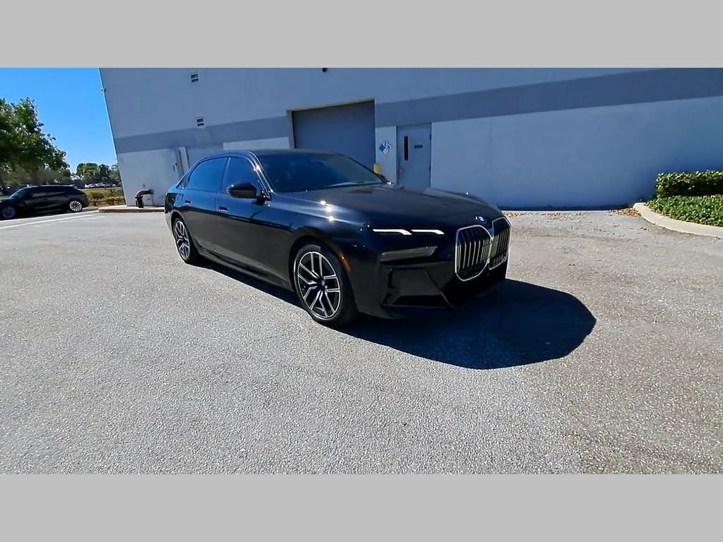 Used 2024 BMW 750e xDrive image 51