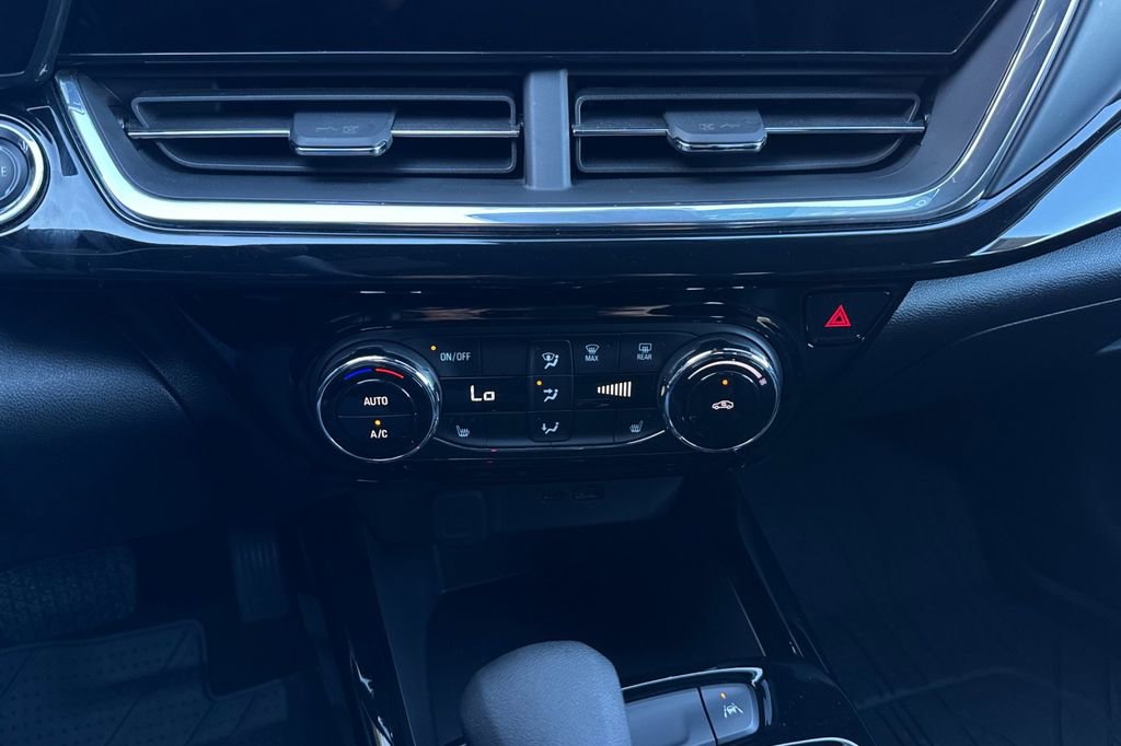 Certified 2024 Chevrolet Trax RS image 23