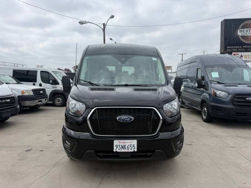 Used 2025 Ford Transit 350 XLT RWD image 2