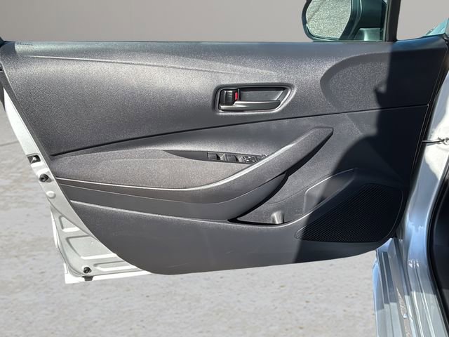 Used 2025 Toyota Corolla LE FWD image 17