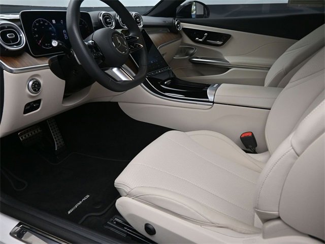 Used 2024 Mercedes-Benz CLE 300 4MATIC Coupe image 17