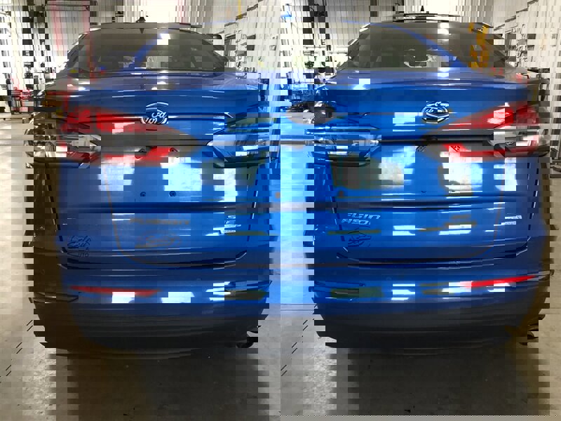 Used 2020 Ford Fusion SE image 22