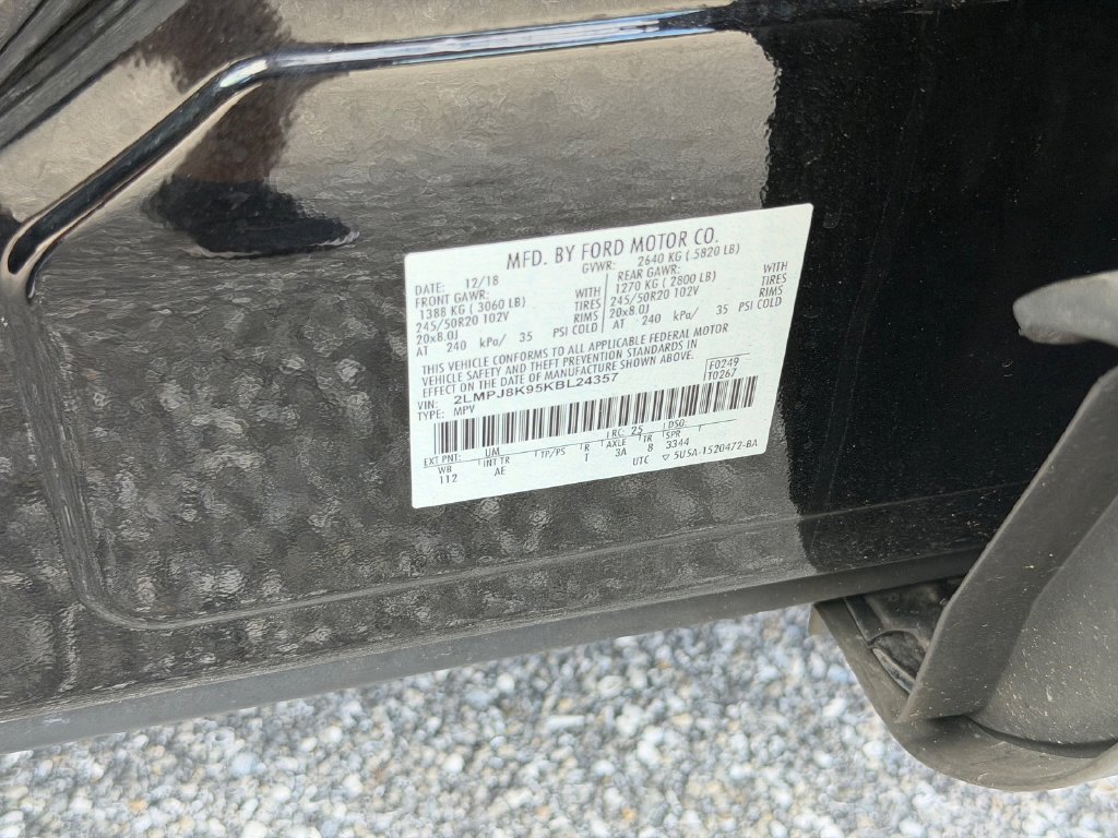 Used 2019 Lincoln Nautilus Select AWD/4WD image 11