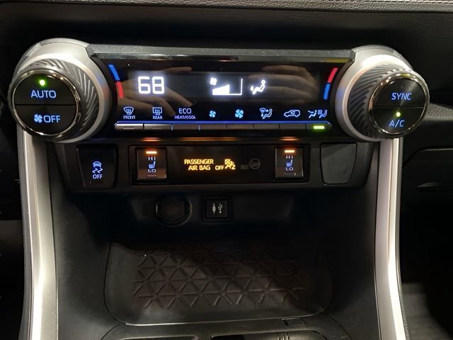 Used 2019 Toyota RAV4 XLE w/ Convenience Package AWD/4WD image 19