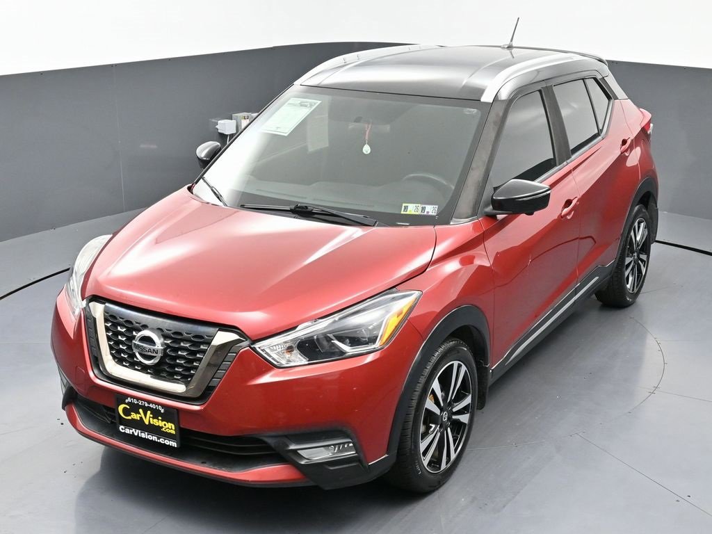 Used 2019 Nissan Kicks SR image 40
