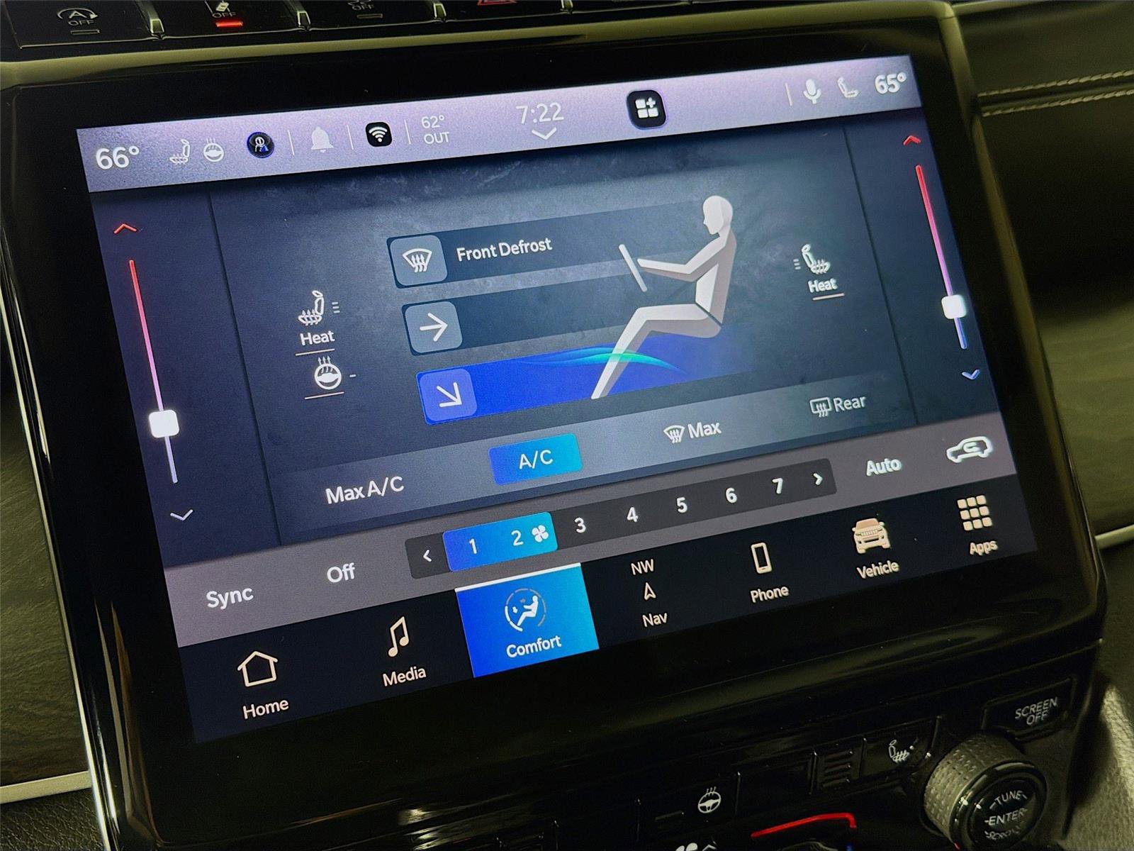 Used 2023 Jeep Grand Cherokee Limited image 17