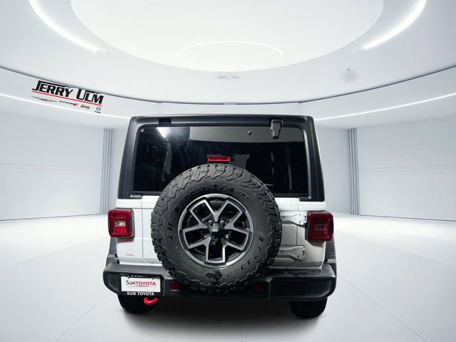 Used 2024 Jeep Wrangler Unlimited Rubicon image 4