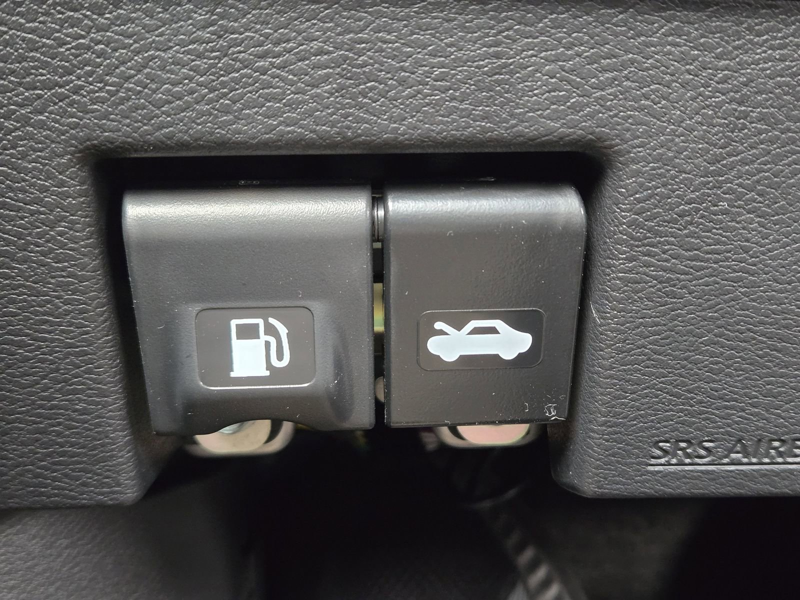 New 2025 Nissan Versa SR image 20