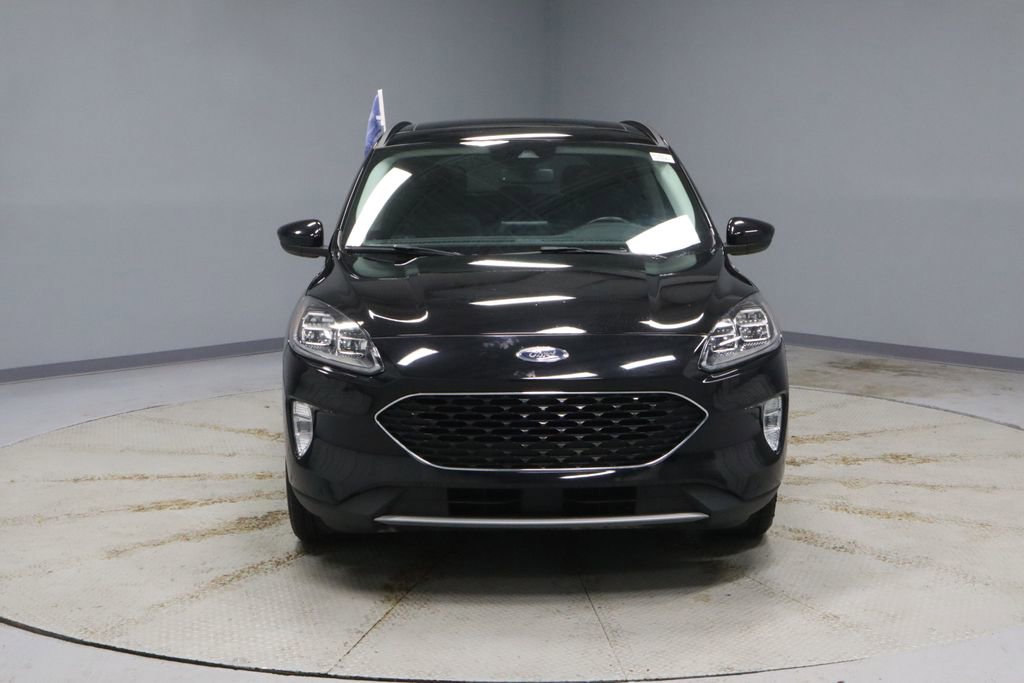 Certified 2022 Ford Escape Titanium image 7