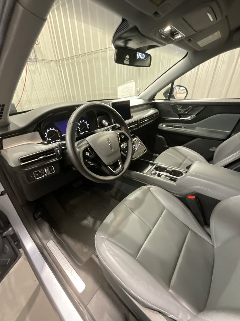 Used 2022 Lincoln Corsair FWD w/ Equipment Group 101A image 9