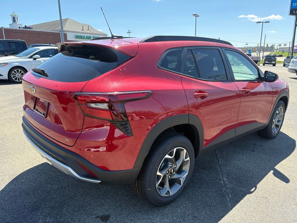 New 2026 Chevrolet Trax LT image 4