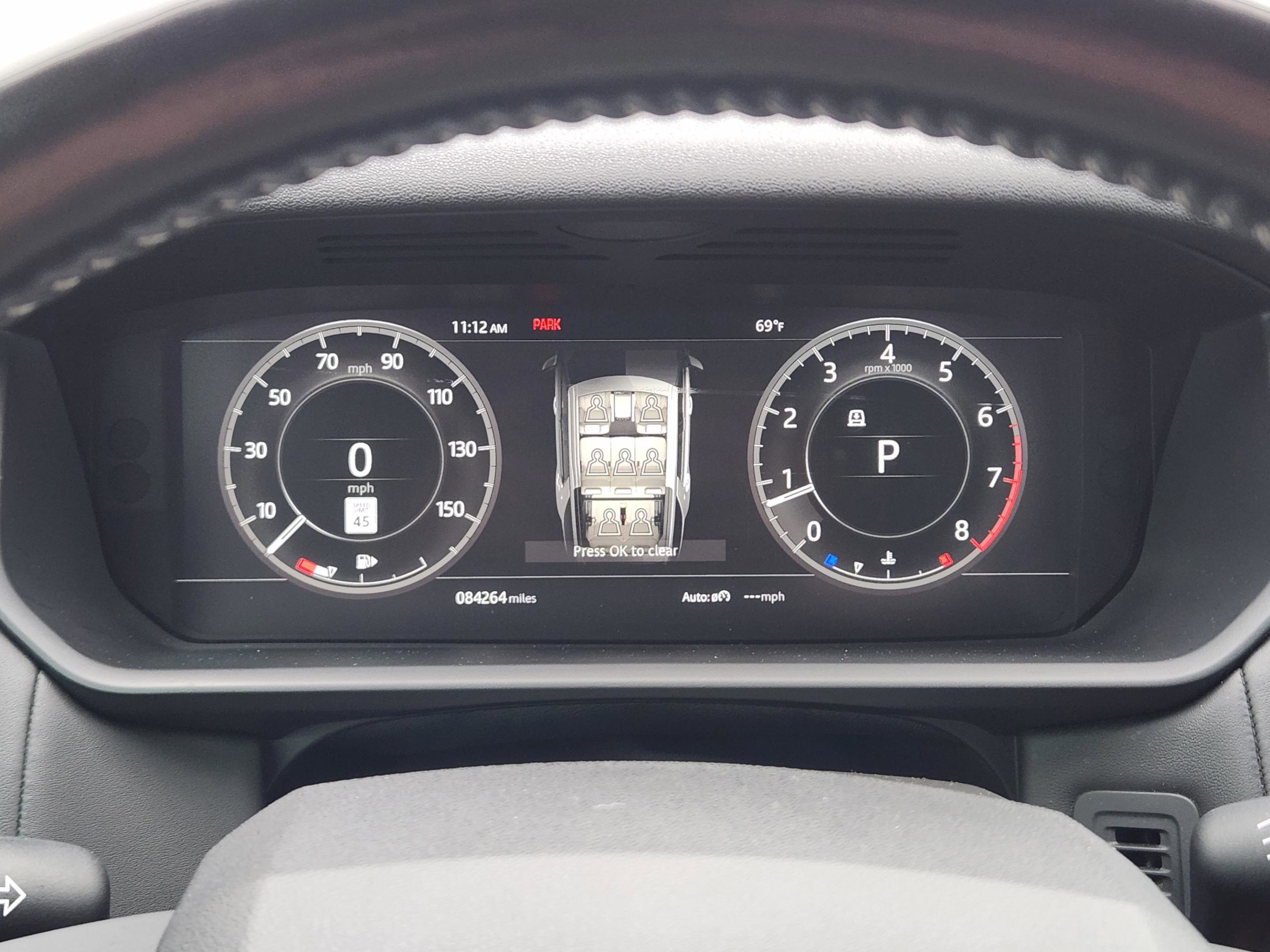 Used 2018 Land Rover Discovery HSE image 10