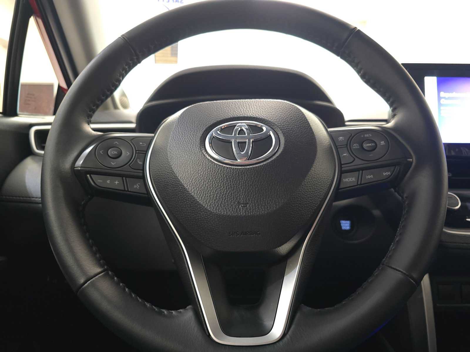 Certified 2024 Toyota Corolla Cross LE w/ Moonroof Package AWD/4WD image 11