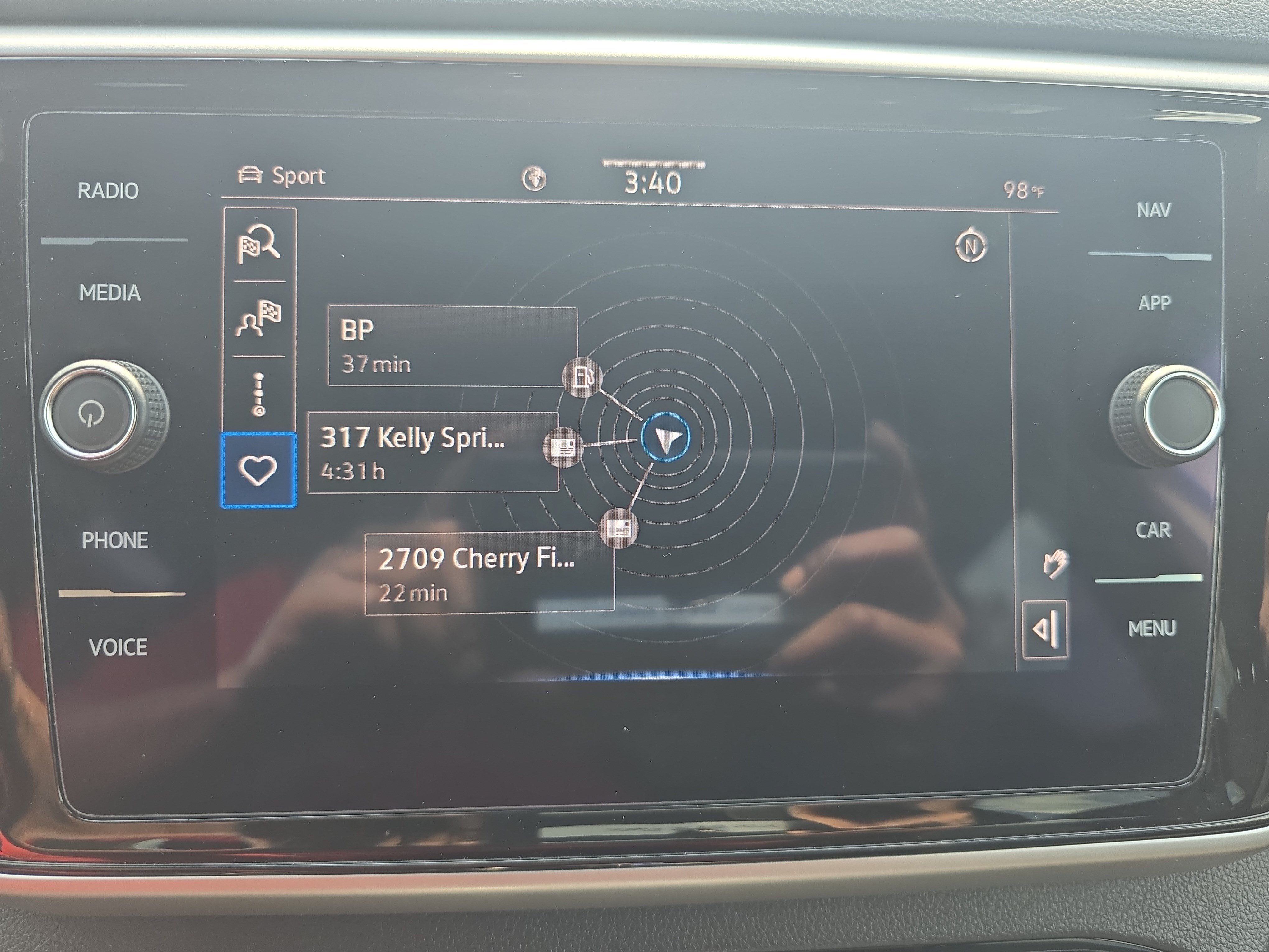 Used 2022 Volkswagen Atlas Cross Sport SEL R-Line AWD/4WD image 22