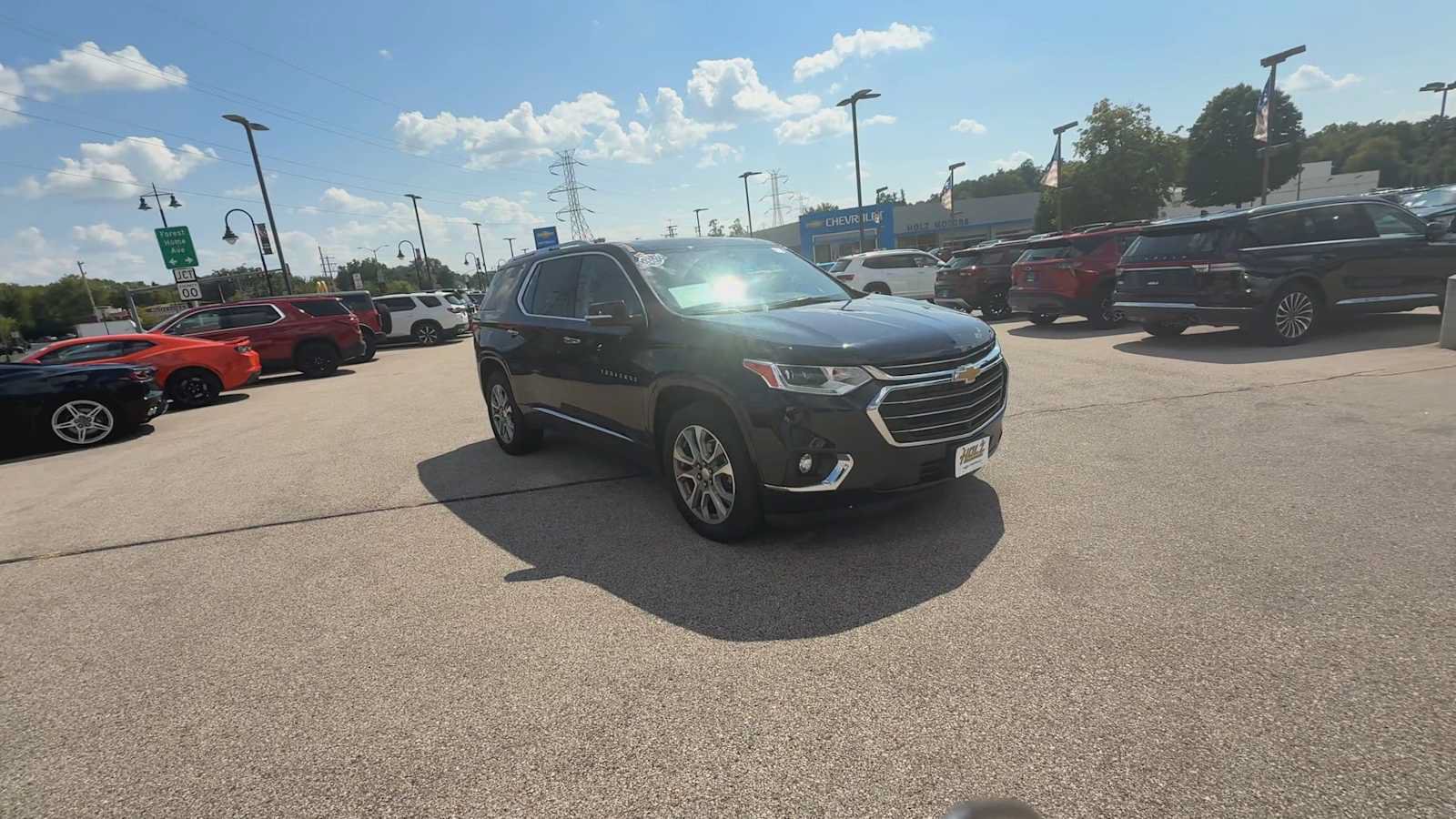 Certified 2020 Chevrolet Traverse Premier w/ LPO, Floor Liner Package AWD/4WD image 2