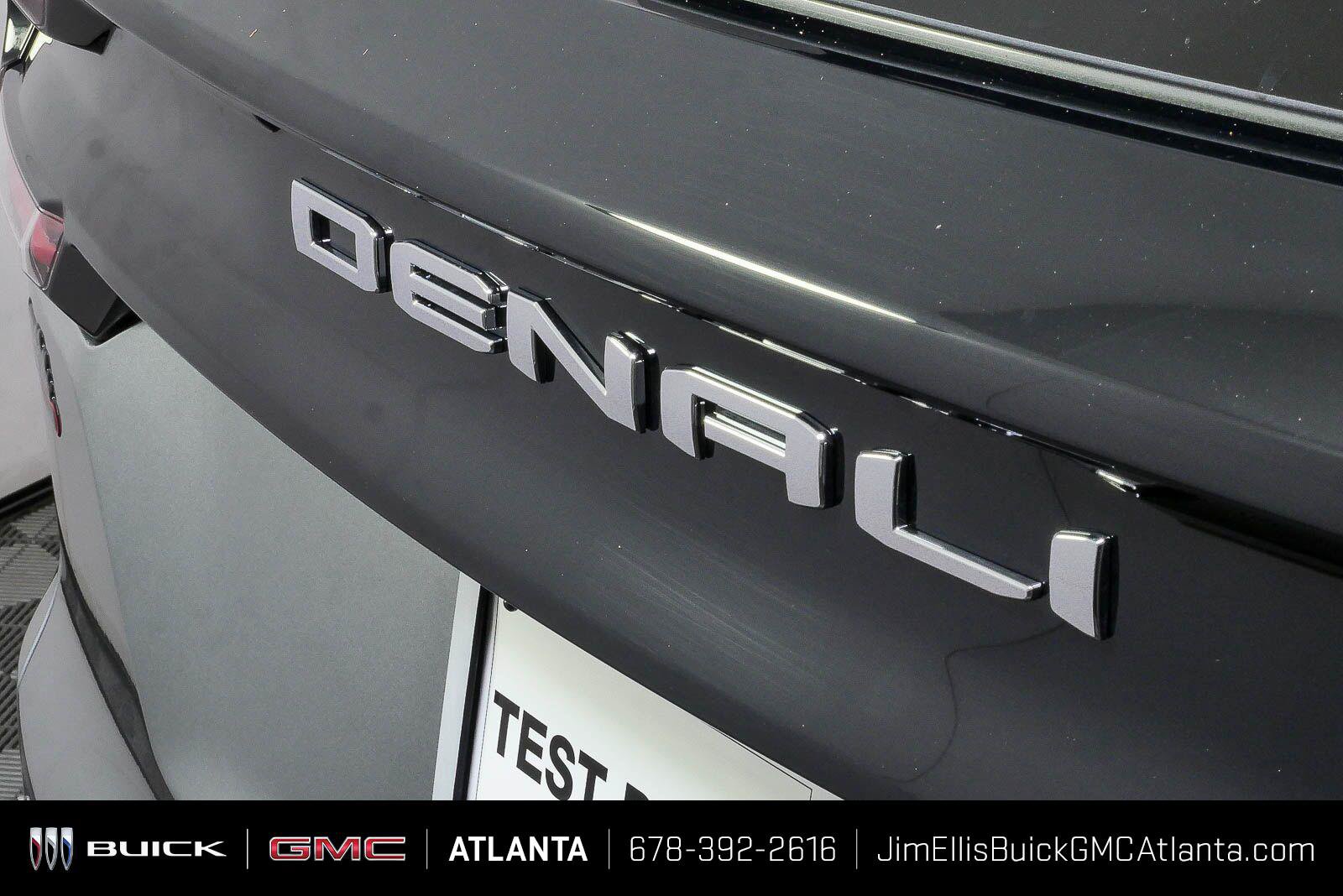 New 2026 GMC Acadia Denali w/ Super Cruise Package FWD image 39
