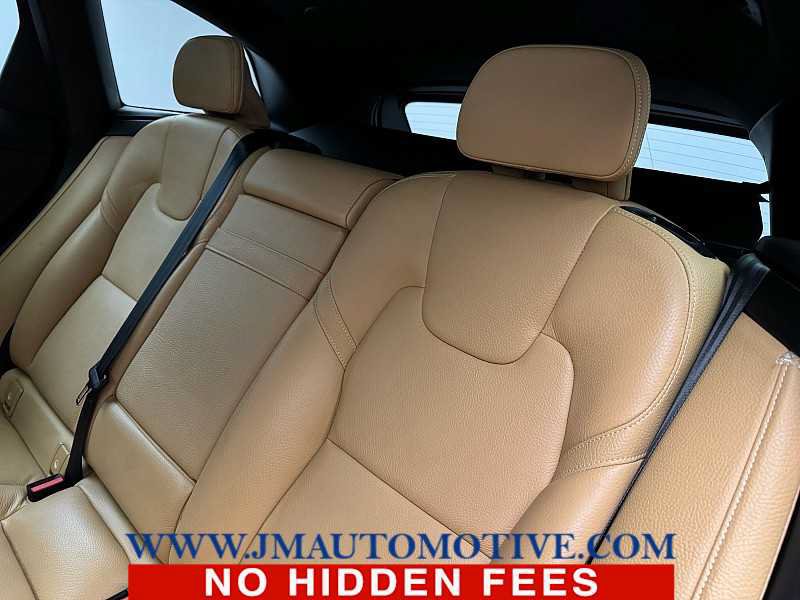 Used 2020 Volvo XC60 T6 Inscription w/ Protection Package AWD/4WD image 15