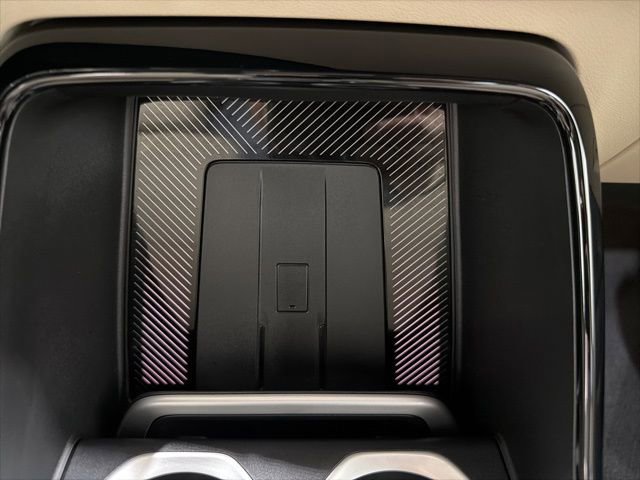 Used 2025 BMW X1 xDrive28i w/ Premium Package image 37