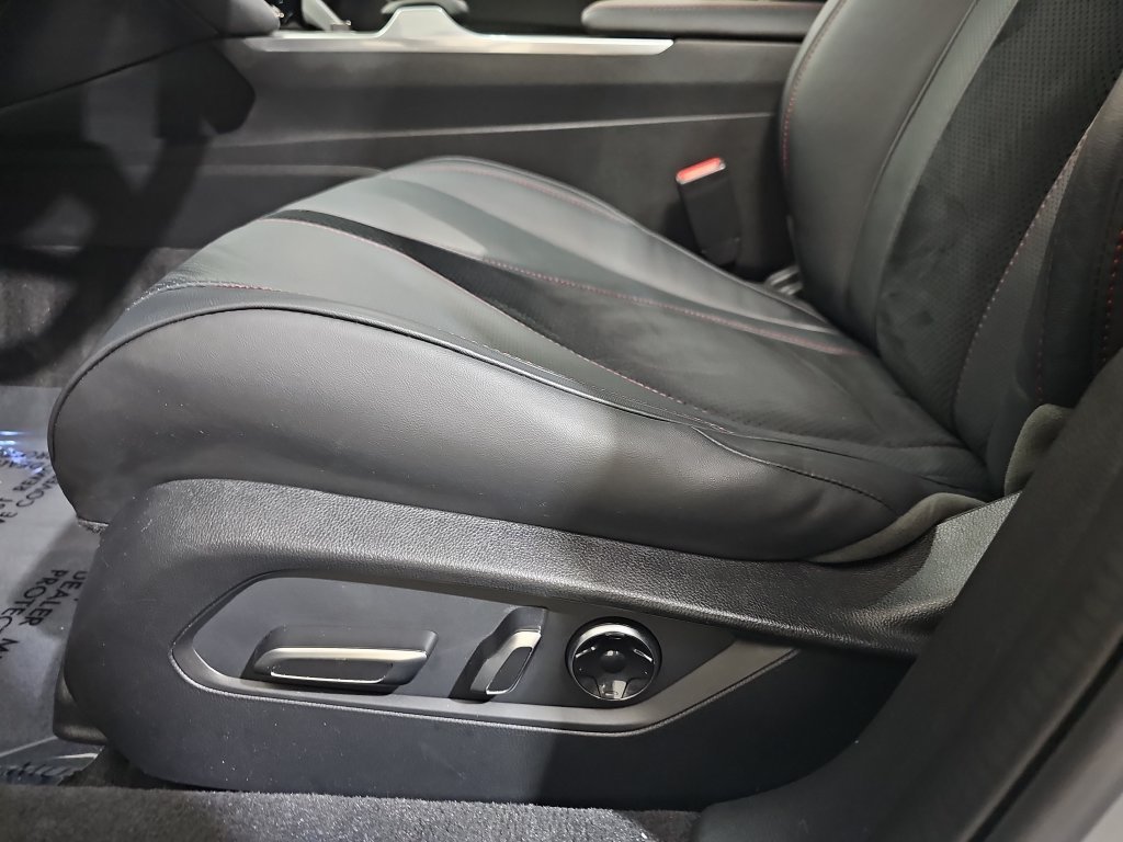 Used 2025 Acura TLX w/ A-SPEC Package AWD/4WD image 30