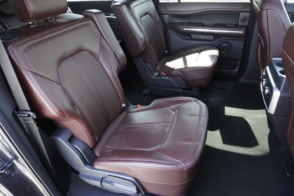 Used 2024 Ford Expedition Max Limited AWD/4WD image 27