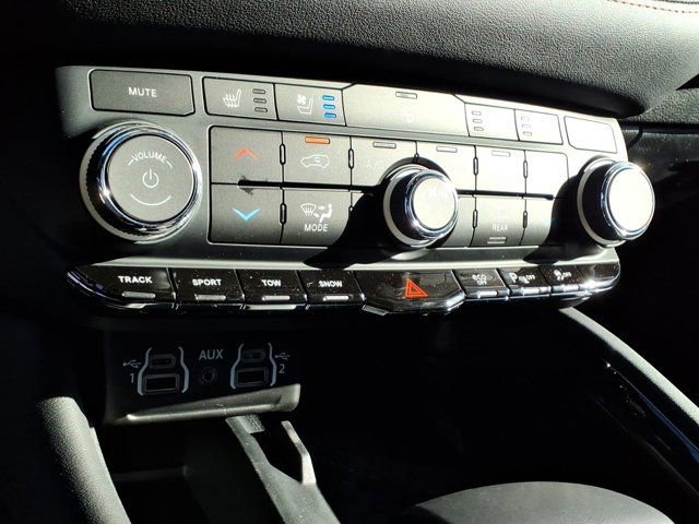 New 2026 Dodge Durango GT w/ Tow 'N Go Package AWD/4WD image 9