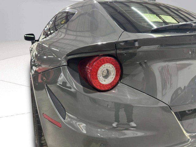Used 2014 Ferrari FF image 12