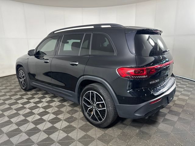 Used 2022 Mercedes-Benz EQB 300 4MATIC image 5