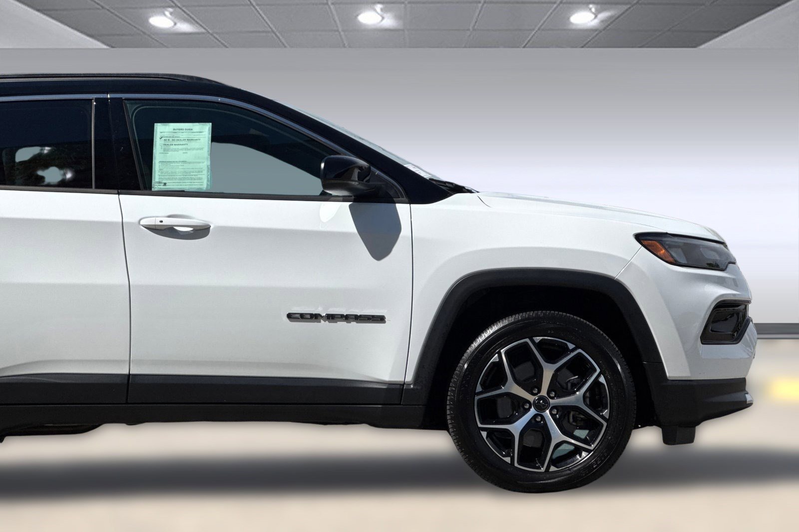 Used 2025 Jeep Compass Limited image 34