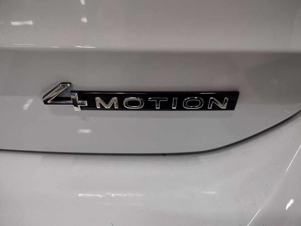 Certified 2023 Volkswagen Taos SE w/ Panoramic Sunroof Package image 27