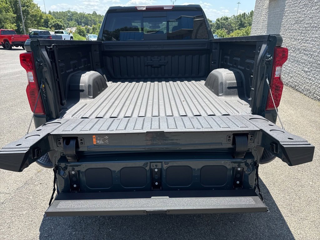 New 2025 Chevrolet Silverado 1500 LT w/ Leather Package image 9