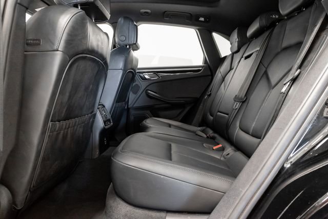 Used 2023 Porsche Macan image 19