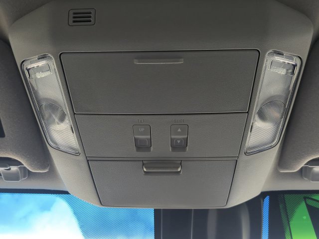 Used 2018 Toyota Sequoia Limited w/ Safety & Convenience Package AWD/4WD image 24