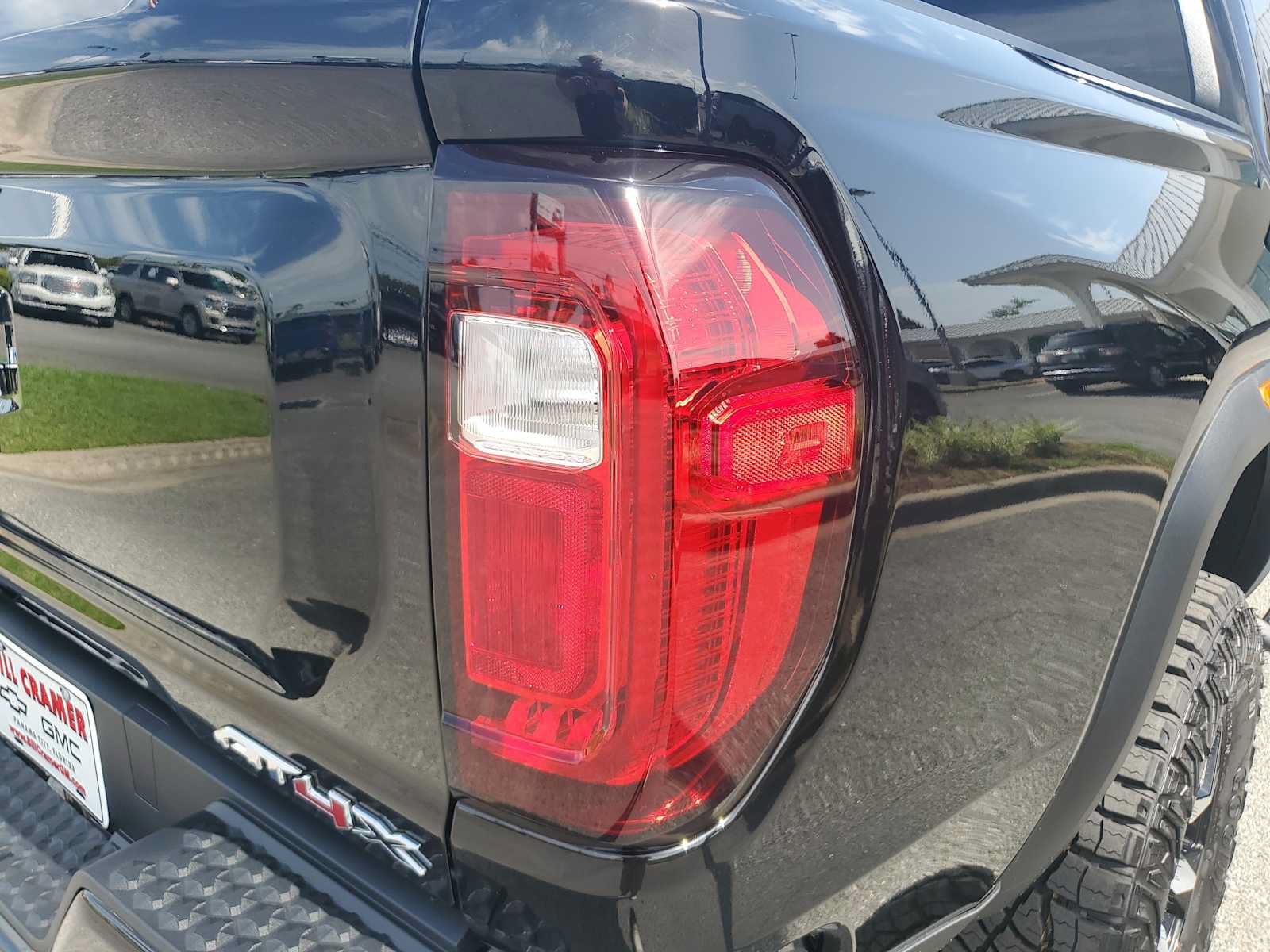 New 2026 GMC Canyon AT4X AWD/4WD image 8