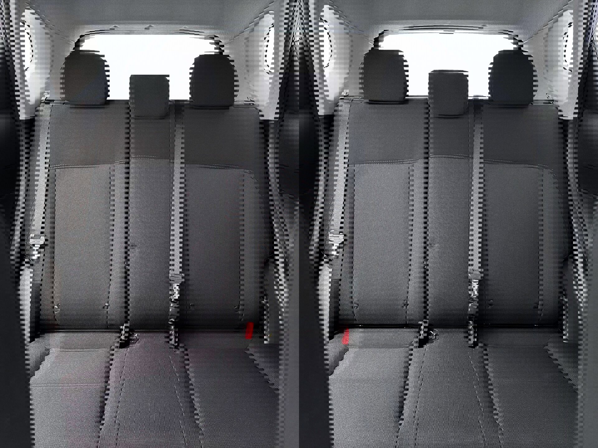 New 2026 Hyundai Kona SE image 16