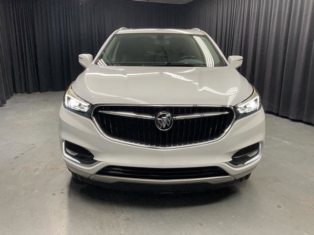 Used 2021 Buick Enclave Essence w/ Sound and Sites Package image 3