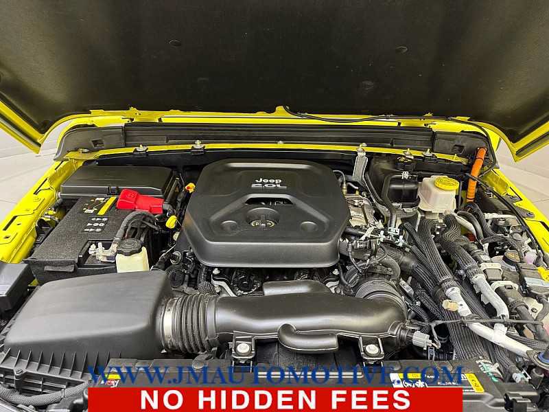 Used 2023 Jeep Wrangler Unlimited w/ Sun & Screen Package AWD/4WD image 10