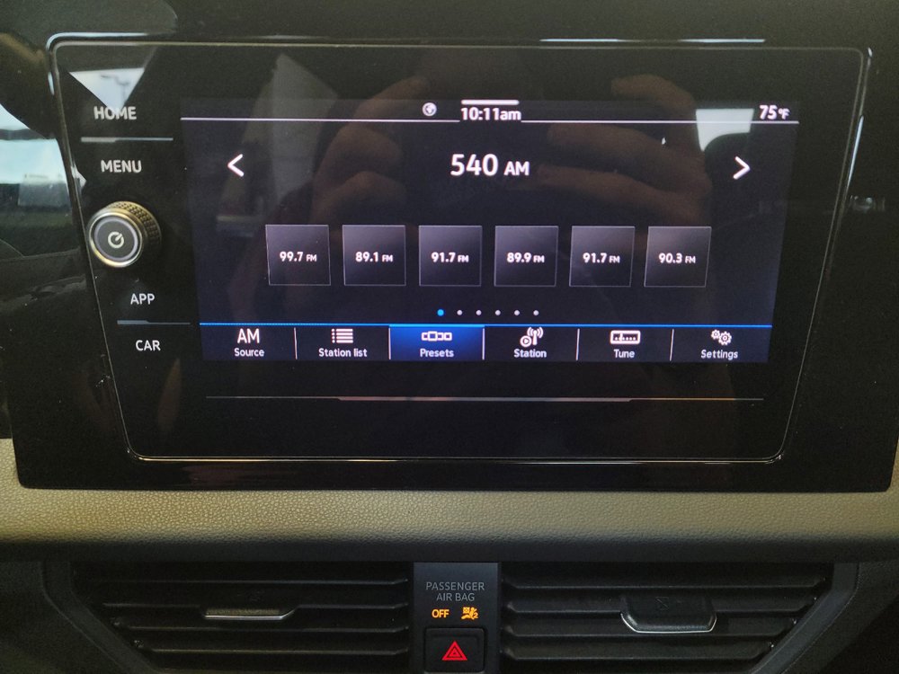 Used 2025 Volkswagen Jetta Sport FWD image 25