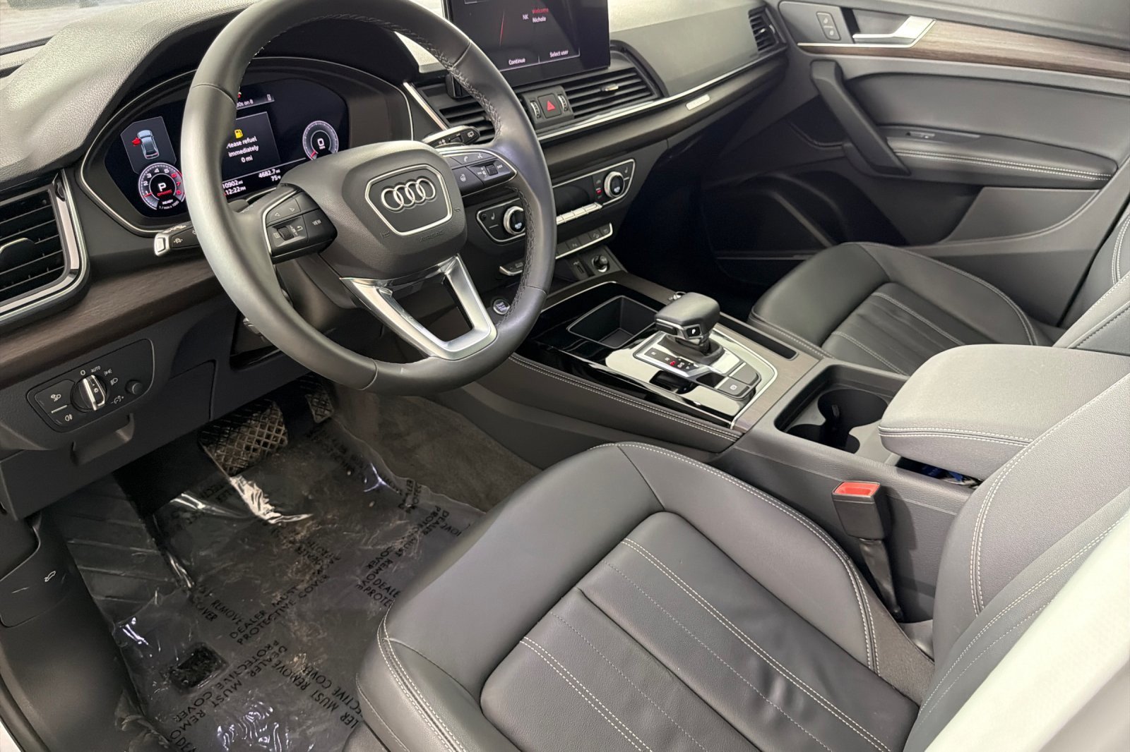 Used 2023 Audi Q5 2.0T Premium Plus w/ Premium Plus Package AWD/4WD image 9