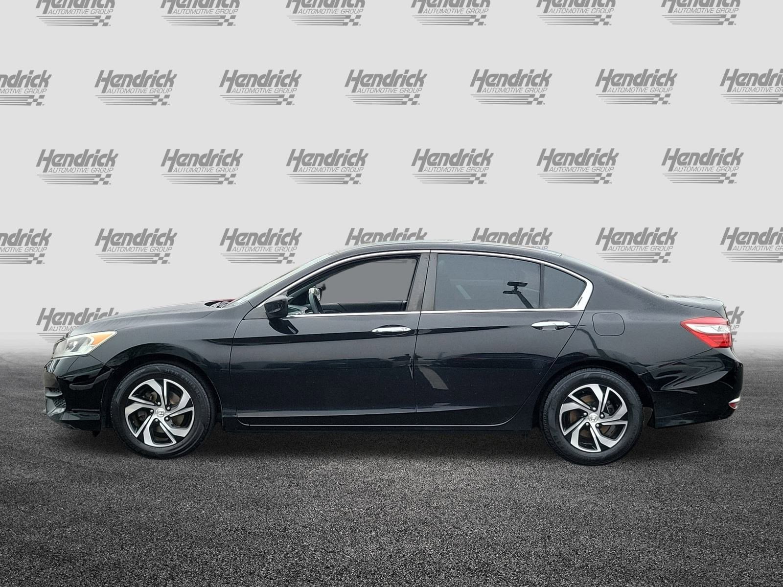 Used 2016 Honda Accord LX image 4