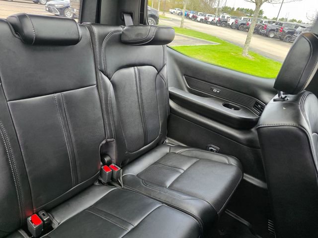 Used 2024 Jeep Wagoneer Series II w/ Convenience Group I AWD/4WD image 18