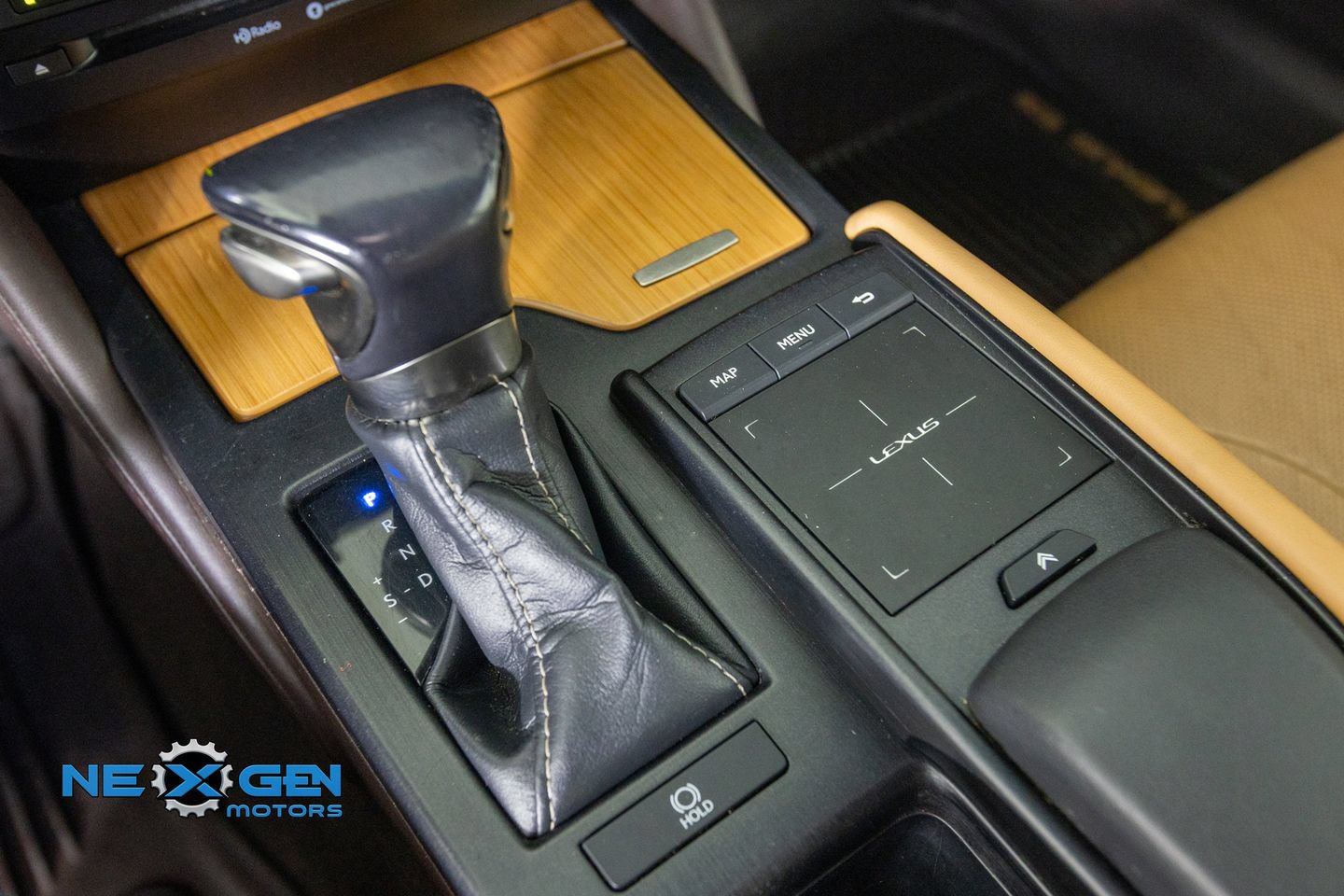 Used 2019 Lexus ES 350 w/ Accessory Package FWD image 25