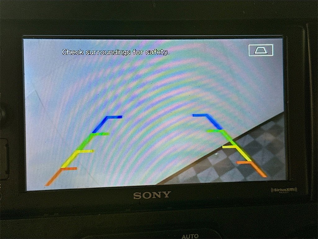 Used 2017 Jeep Wrangler Unlimited Sahara image 12